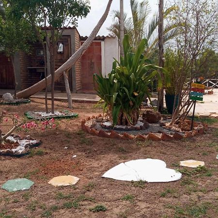 Hotel Camping E Pousada Tres Lagoas à Luis Correia Extérieur photo